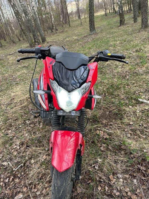 Мотоцикол спарк sp200r27