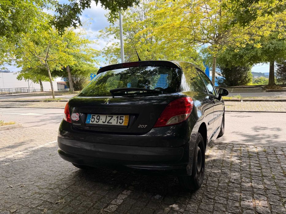 Peugeot 207 1.4 HDi