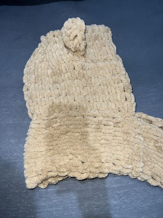 Szal z kapturem w kształcie misia