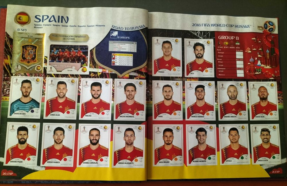 Caderneta de capa dura Rússia 2018 completa