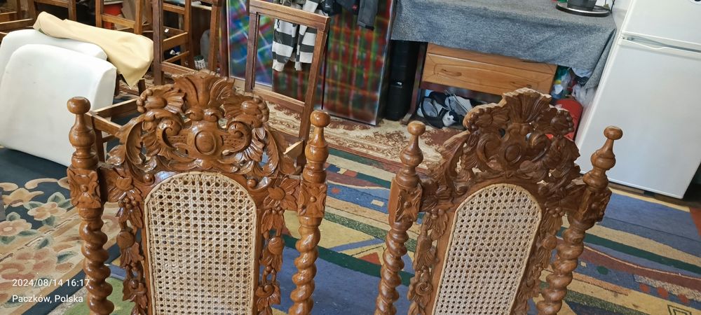 Krzesła stylizowane ratanowe nowe