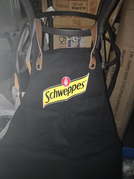 Avental de Gin da Schweppes