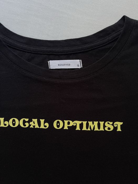 Czarny T-shirt z nadrukiem Reserved r. S