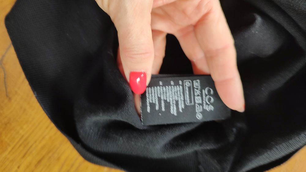 Sweter COS z wełny owczej