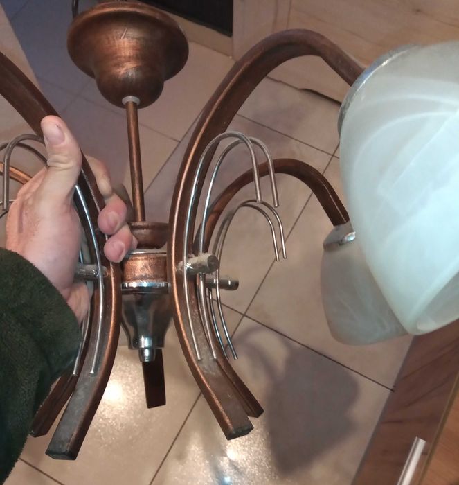 Sprzedam żyrandol pięcioramienny