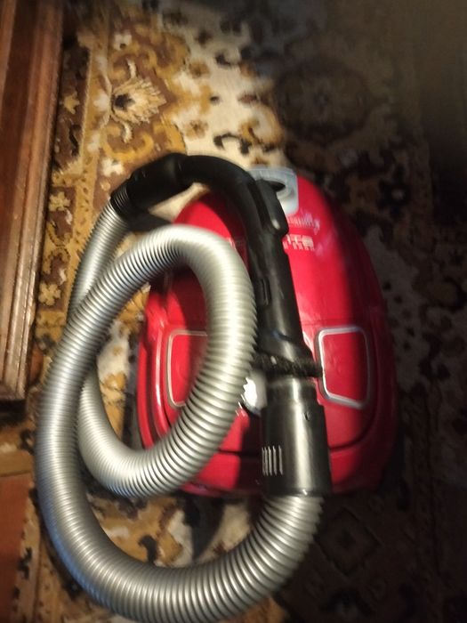 Vendo aspirador Rowenta compact ergo urgência