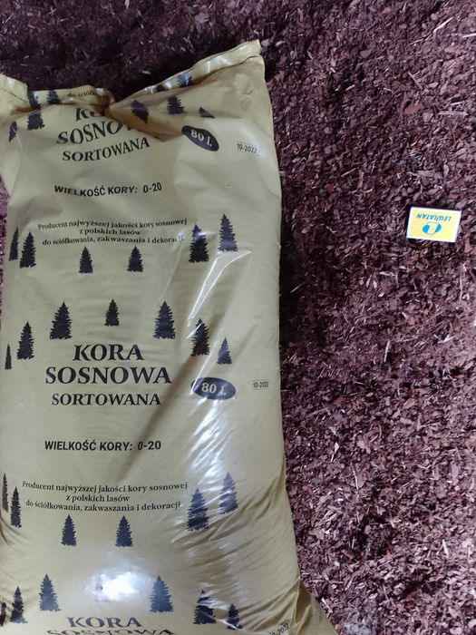 Kora sosnowa drobna sortowana ozdobna ( od 0.5 do 2cm.)