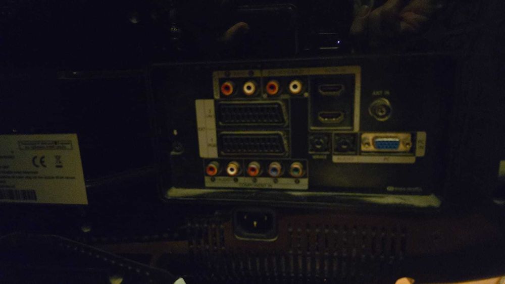 TV Samsung 32" LCD HD Ready (3 HDMI) + TDT NOS GRÁTIS -