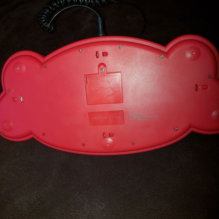 Піаніно, синтезатор, музичне дитяче