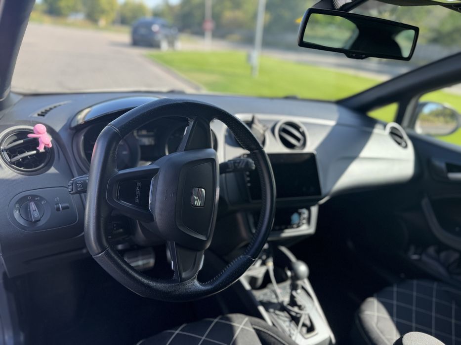 Seat ibiza cupra 2011