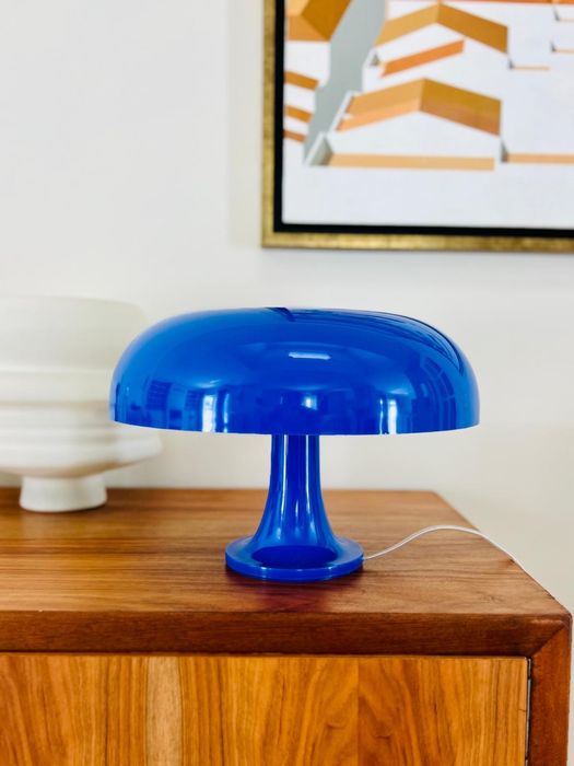 Candeeiro original Nessino em azul Klein - Artemide