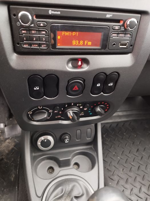 DACIA DUSTER 1,6+inst gazowa 4x4