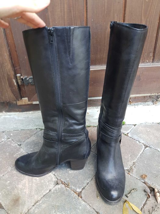 Botas de couro preto (37)