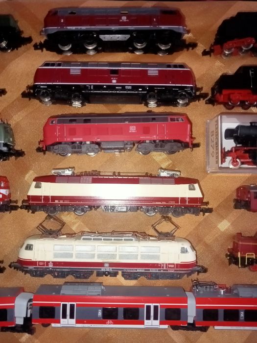 Lokomotywa Elektrowóz Diesel Wagony Fleischmann skala: N Idealny stan