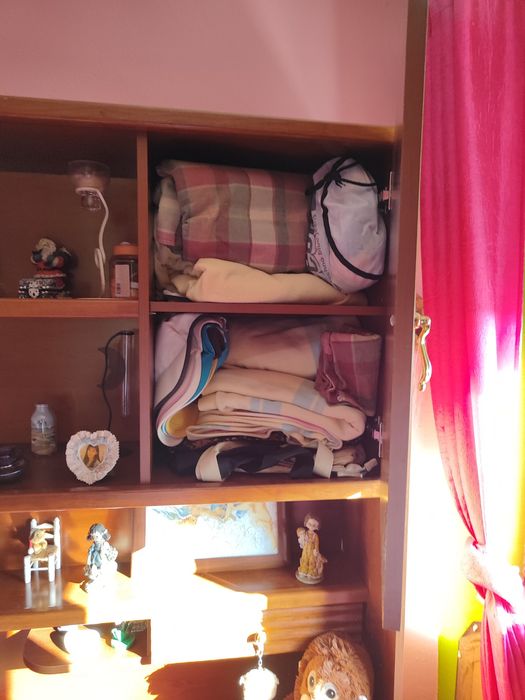 Cama de solteiro com gaveta