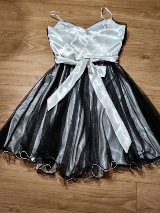 Женская одежда, нарядное платье