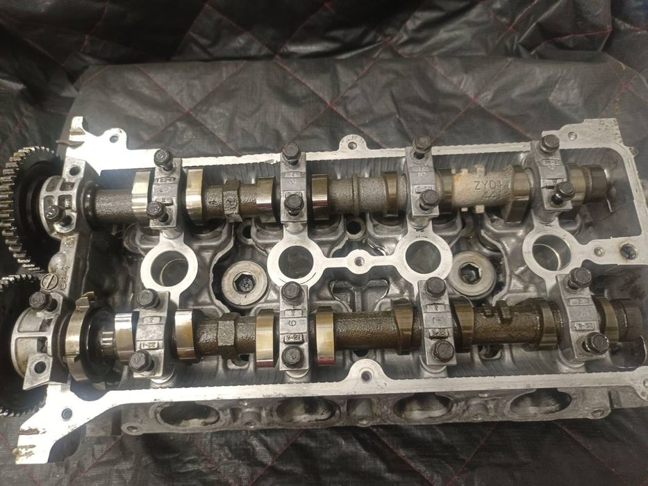 Головка блока цилиндров Mazda 3 BK 1.6 бензин 2003-2008 гг