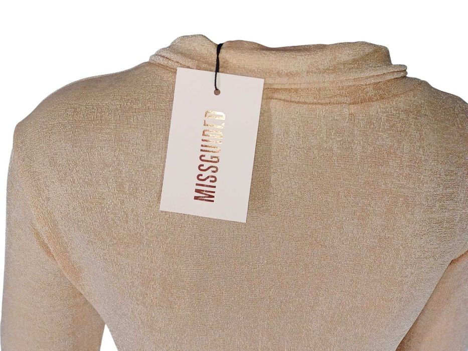 Missguided  marszczona sukienka z połyskiem  36