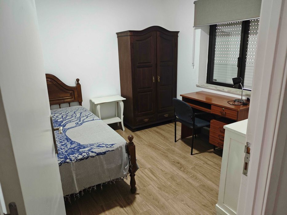 Arrenda-se quartos Coimbra (são martinho do bispo)