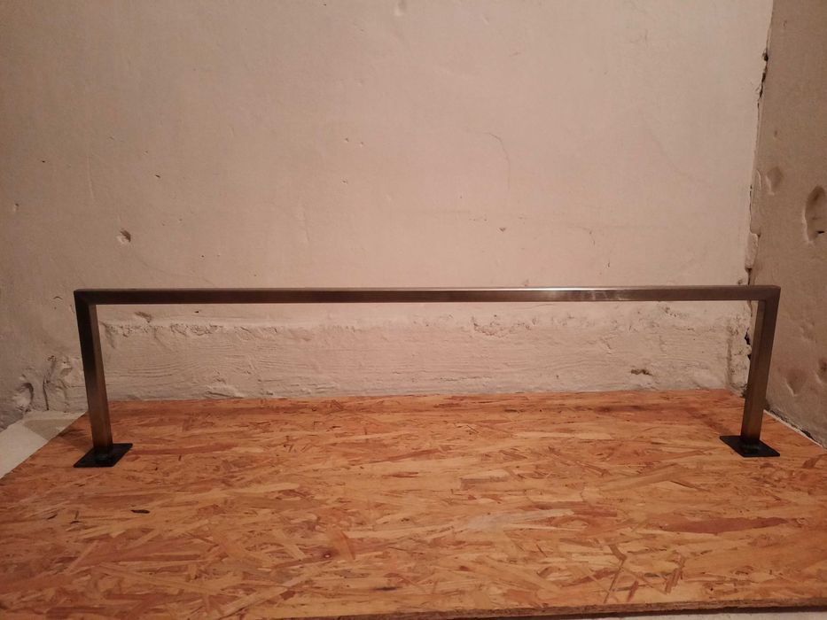 Przeglądarką na ubrania do sklepu odzieżowego