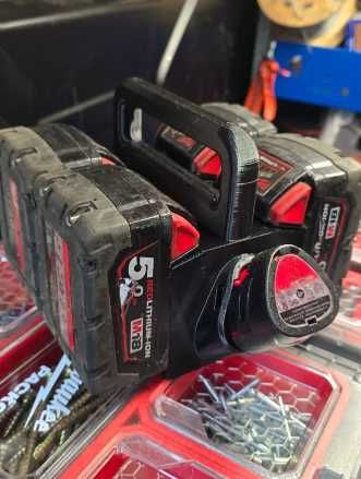 Органайзер (тримач)  для акамуляторів Dnipro-M Makita DeWalt Milwaukee
