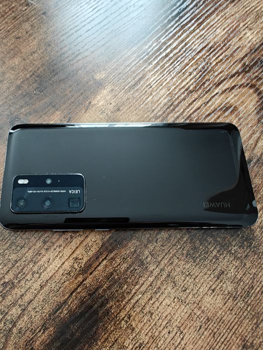 Huawei p 40 pro.