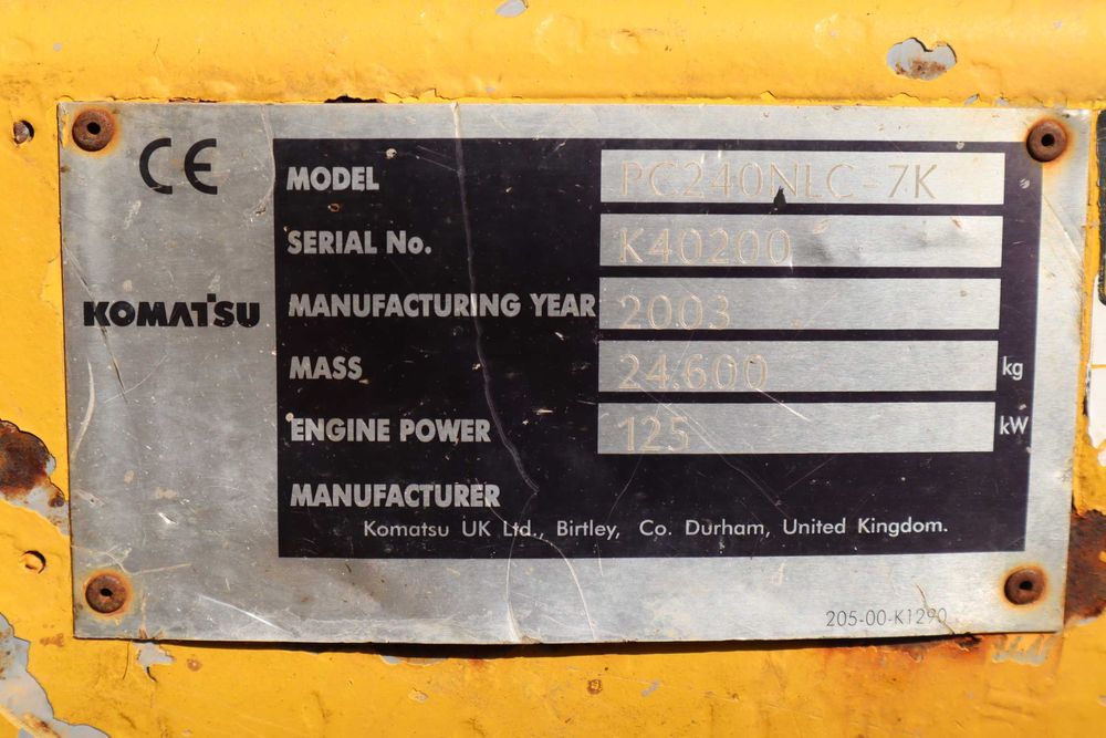 2003 Komatsu PC240NLC-7K Escavadora Giratória de Rastos