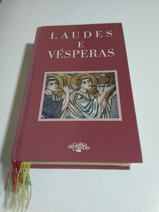 Laudes e Vésperas Completas