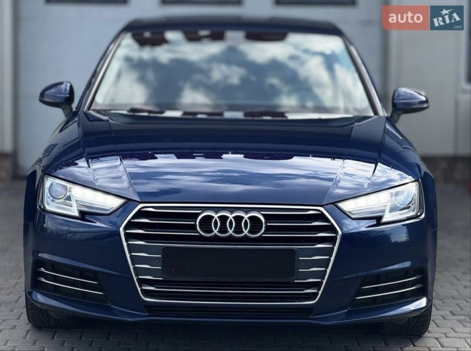 Audi A4 B9 2.0 tfsi 2016 рік