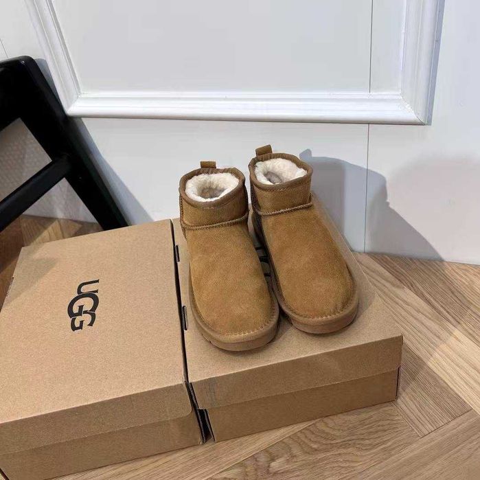 UGG Classic Mini Boots R.39