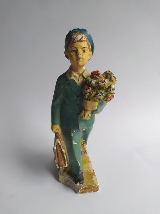 Гипсовая статуэтка Школьник