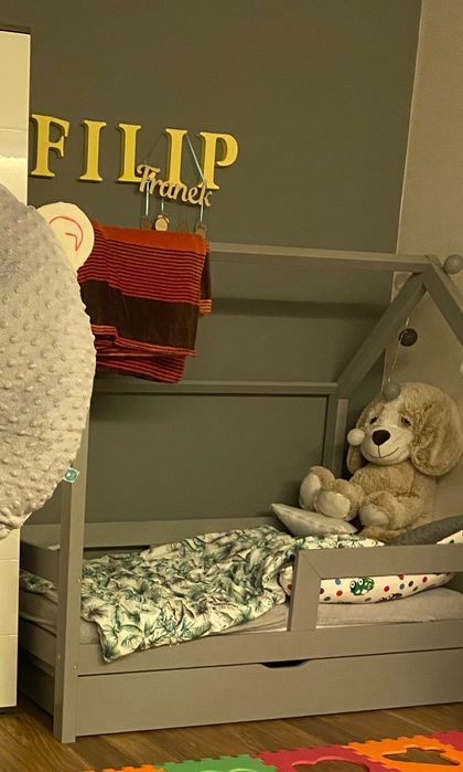 Łóżeczko dziecięce domek z szufladą