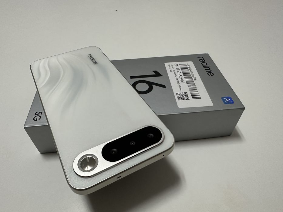 Realme 16 256gb 5G Novo