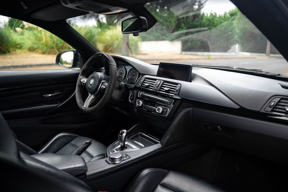 BMW M4 DKG Auto