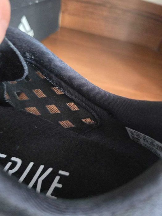 Чоловічі кросівки adidas adizero boston 9m, розмір 44 (28см)