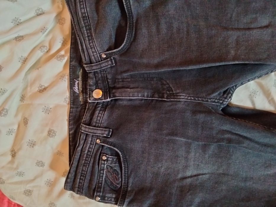 Продам джинси brioni