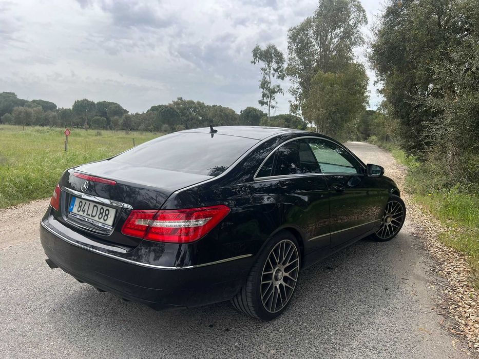 Mercedes 250 E Coupe