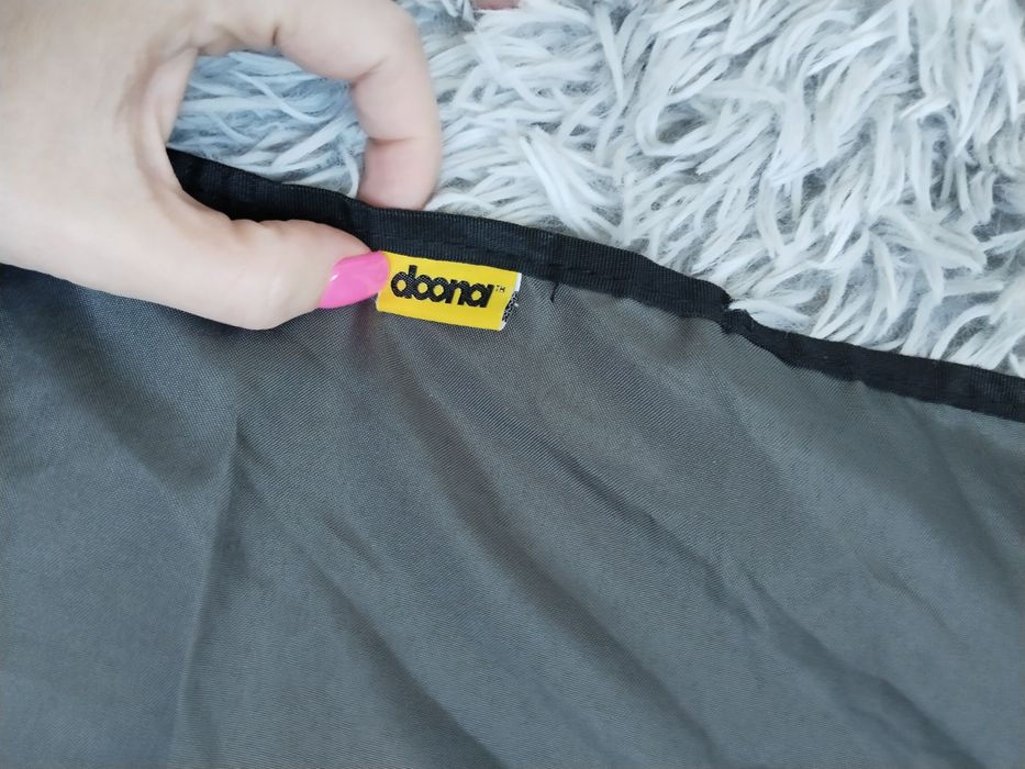Килимок на сидіння під автокрісло Doona