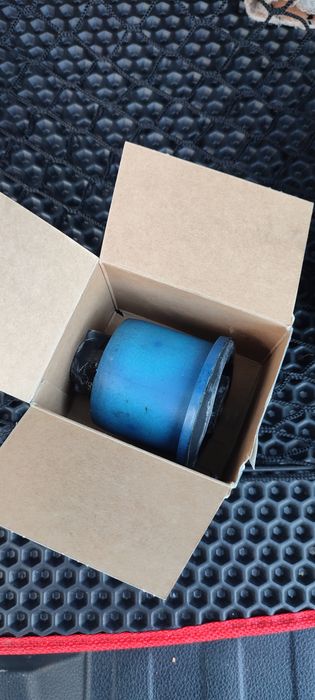 Сайлентблок задньої балки Renault Logan MCV