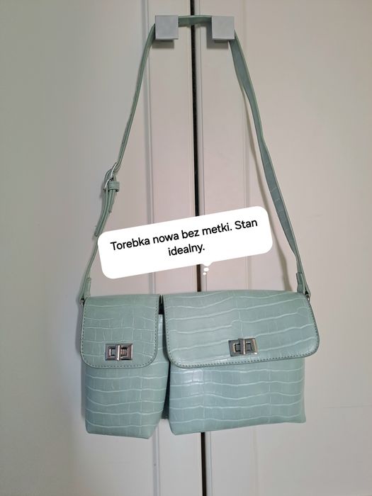 Mietowa torebka na wiosnę,na ramię Stan bdb.