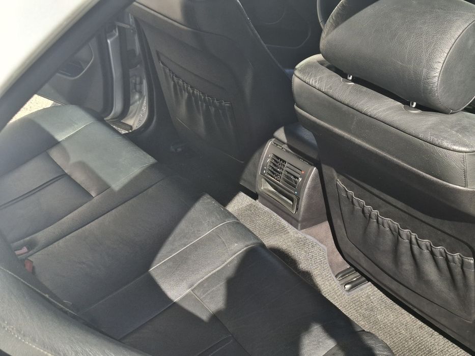 BMW série 528I auto