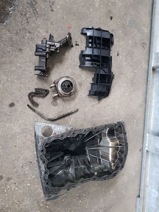 Форсунки,тнвд,дачик Renault Laguna 2 1.9dci.Вакумний насос. Гбц