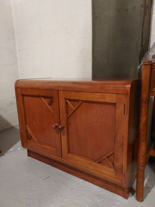 Móvel TV prateleira cerejeira bambu madeira nobre envernizado