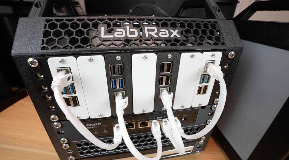 модульна міні-стійка для HomeLab (Raspberry Pi/mini-PC/мережа)