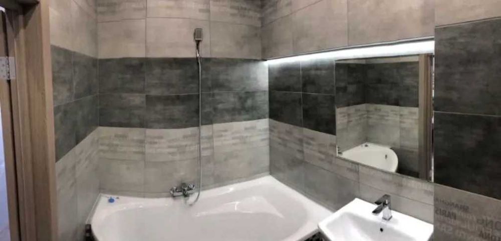 Сдам просторную 2к квартиру пр Яворницкого  рн парк Глобы