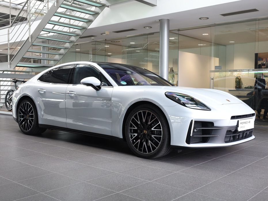 Porsche Panamera 4E-Hybrid 470KM  Matrix/Skretna oś/Head-UP/Sport wydech FV23%