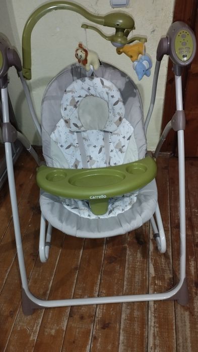 Дитяче крісло гойдалка