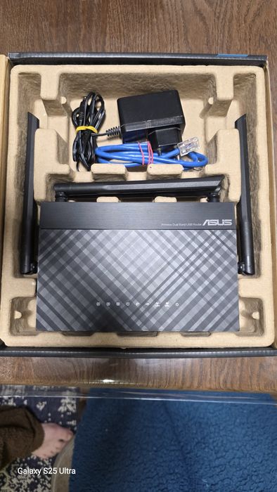 Роутер Asus RT-AC1200