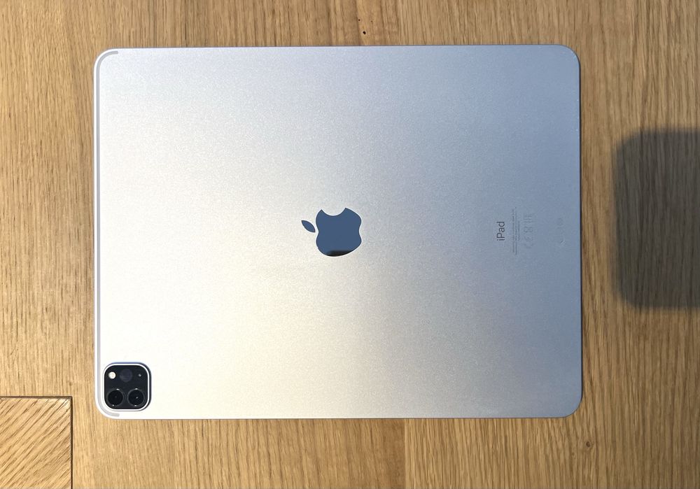 iPad 12.9 5gen M1