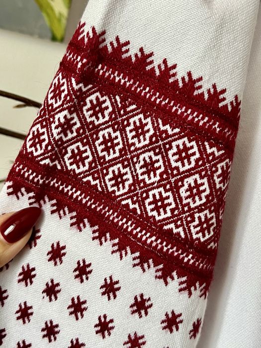 Сорочка вишита Вишиванка покутська  ручна  вишивка